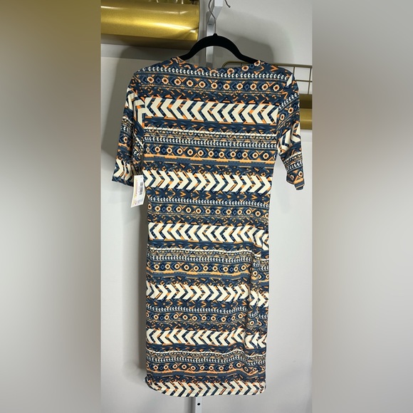 ✨3 for $10✨ NWT LuLaRoe Julia S - Picture 3 of 6